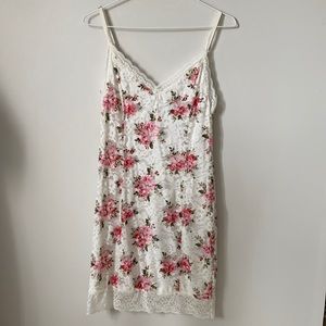 White Floral Bodycon Dress (M)